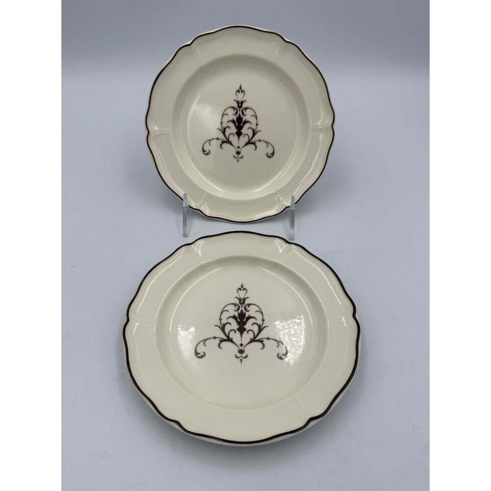 Wedgwood Queen Ware Queen Filigree 6.5” Bread and Butter Plates Set of 2